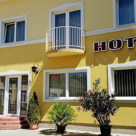 Hotel Sormester Szarvas Exterior foto